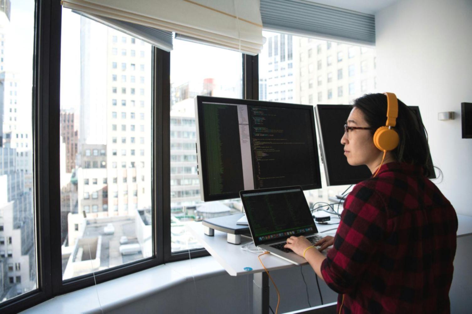 Espace de formation brevarinoxo avec documentation pédagogique sur les plans d'épargne